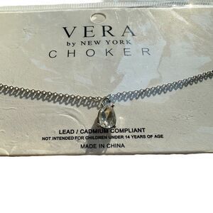 Vera by New York Silver Tone Choker Teardrop Pendant Chain Necklace New